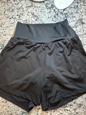 HALARA High-Waist Black Active Shorts - M
